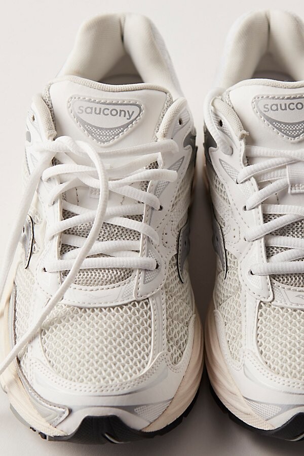 Saucony ProGrid Omni 9 Sneakers
