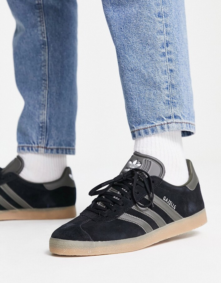 Mens adidas gum sole shoes Clearance
