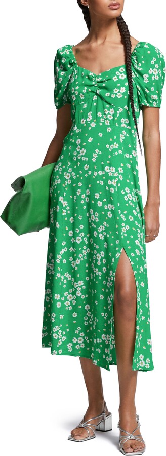 informal wedding ceremony