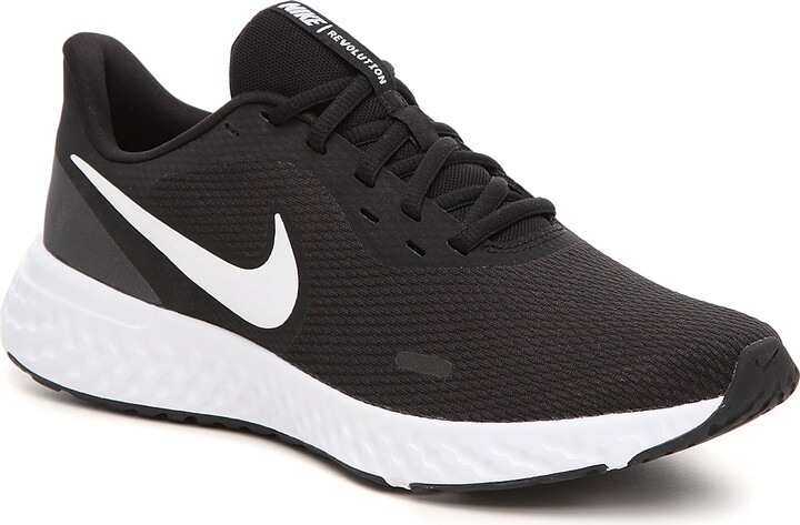 revolution 5 premium running shoe