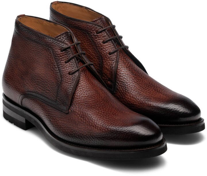 chukka boots with arch support