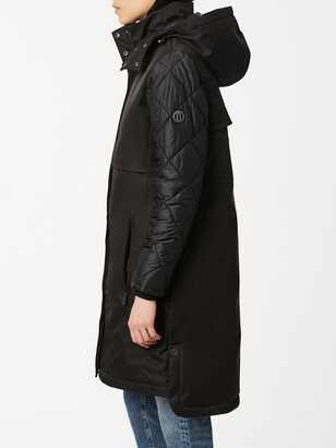 Bernardo Microbreathable Raincoat with Removable Hood