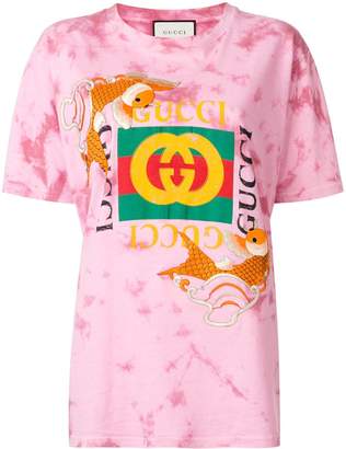 Gucci fish embroidered logo t-shirt