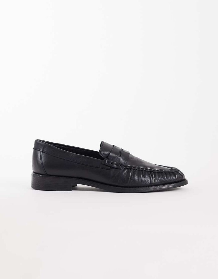 Noak made in Portugal loafers in black leather with ruched apron