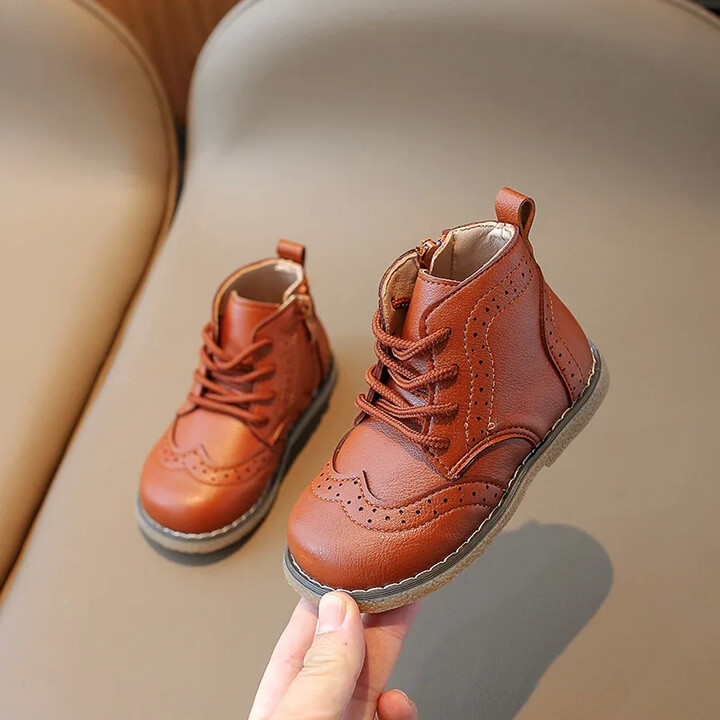 EIGNKW Children Boots 2025 Autumn Kids Soft PU Leather Boots Brogue Style Lace-up Side Zip 1-6 Years Girls Boys Ankle Boots Brown,Black