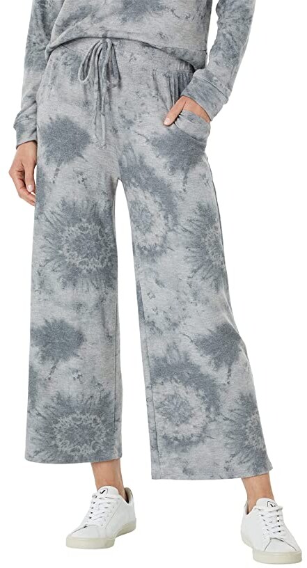 wide leg cropped yoga pants