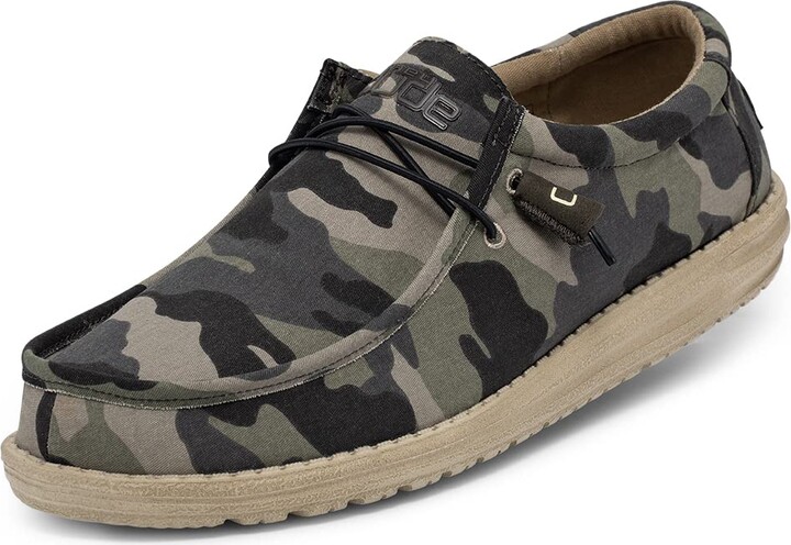 Wally Men's Wally Camouflage Moc Toe Shoes Slip-ons Hey Dude