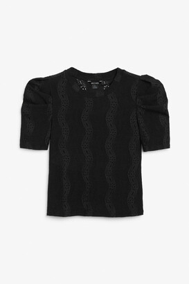 Monki Broderie anglaise top