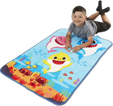 NoJo Baby Shark Plush Musical Toddler Blanket - Plays Theme Song