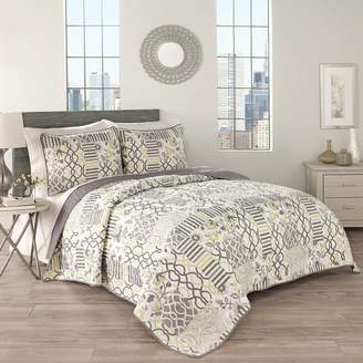 Waverly Traditions by Set in Spring 3-Piece Quilt Collection