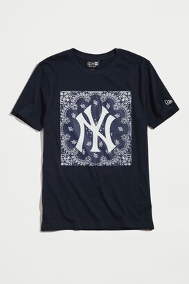 [New Era]★MLB PAISLEY T-SHIRTS New Era New York Yankees Paisley Logo Tee - ShopStyle T-shirts