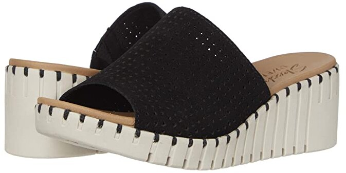 skechers pier ave wedge
