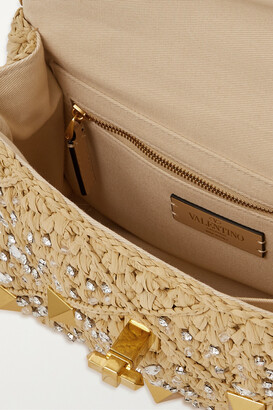 VALENTINO のポーチ♪★ ROMAN STUD ★【ラフィア】 Valentino Garavani Summer Medium Roman Stud VLOGO Raffia