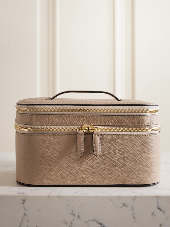 【3/16削除　新品】SMYTHSON COSMETIC CASE レザーポーチ SMYTHSON COSMETIC CASE レザーポーチ｜トゥモローランド 公式通販