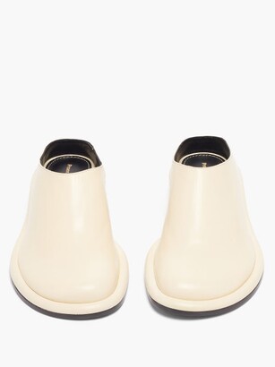 Proenza Schouler Pipe Round-toe Leather Backless Loafers - Cream