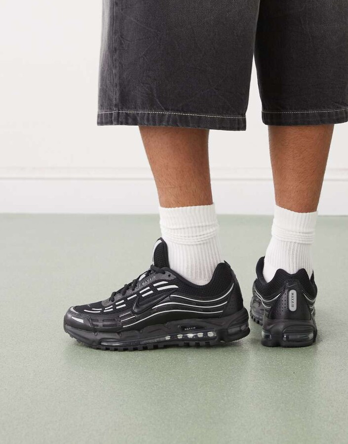 Nike Air Max TL 2.5 sneakers in triple black