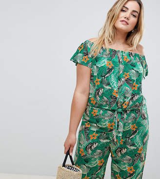 New Look Curve tropical tie front bardot top in green