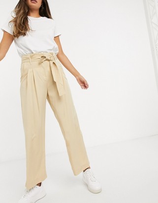 wide leg pants with tie waist