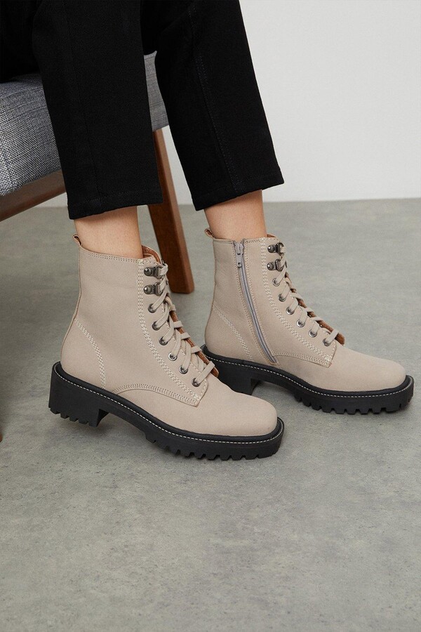 square toe boots womens