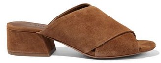 vince sandals