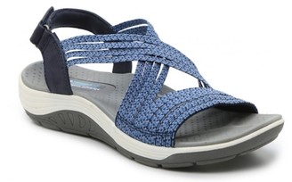 skechers toe loop sandals
