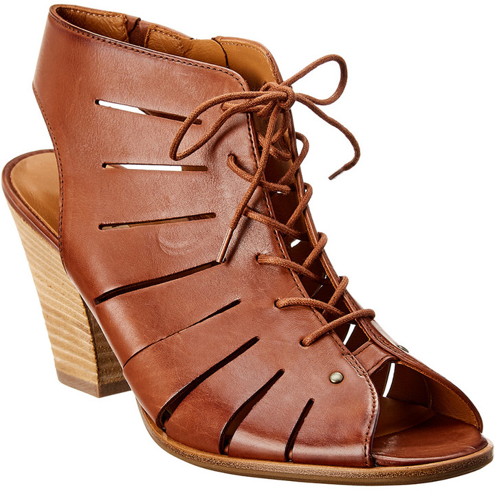 paul green taylor bootie