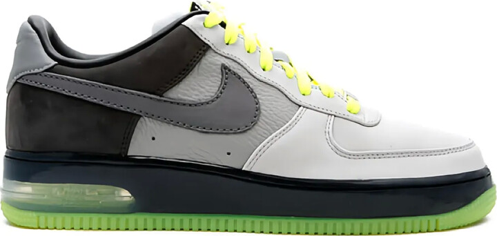 Air Force 1 Supreme Max Air sneakers
