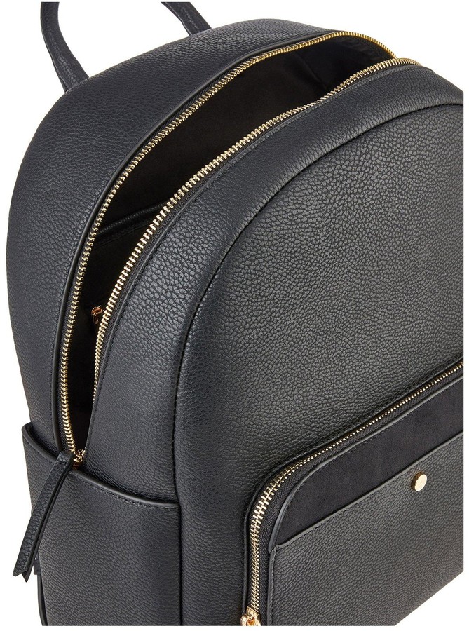 accessorise backpack