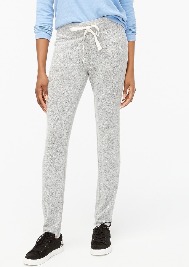 Cropped And Cozy Sweatpants Set – J