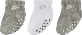 Nike Core Futura Ankle Gripper Socks Box Set (3 Pairs) Baby (3-6M) Socks in Grey