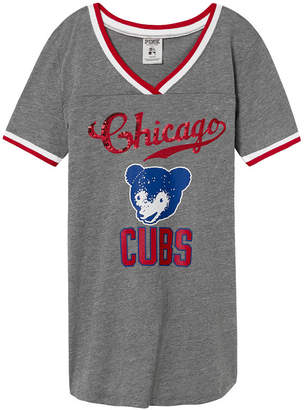 PINK Chicago Cubs Bling Perfect V-Neck Tee