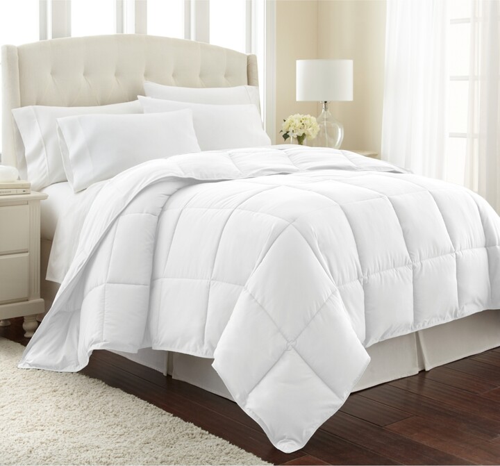 SouthShore Fine Linens Premium Down Alternative Comforter, Full/Queen