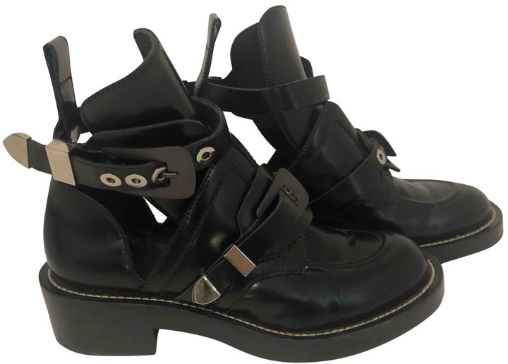 balenciaga black ceinture leather ankle boots