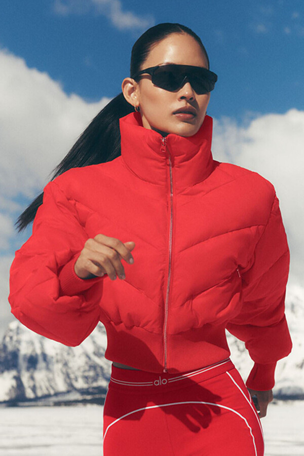 Alo | Cropped Atmosphere Puffer Jacket in Black Size: 2XS