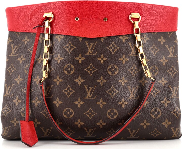 Handbags Louis Vuitton Pallas