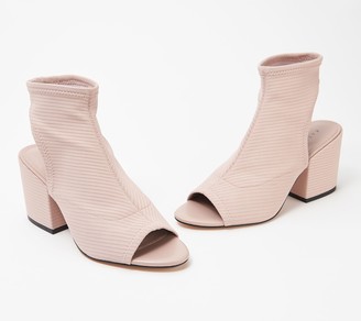 mauve closed toe heels