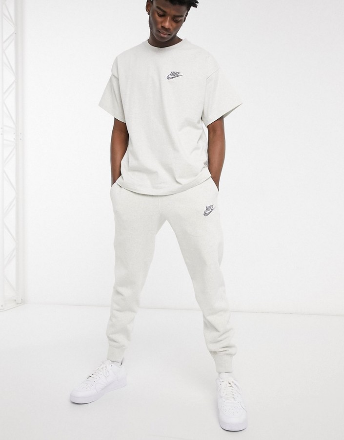 grey nike cuffed joggers