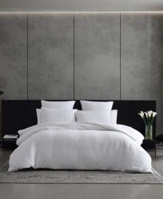 Vera Wang Solid Textured Pleats Duvet Cover Set