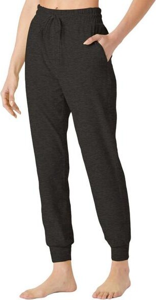 Beyond Yoga Women's Commuter Yoga Joggers 2XSmall Darkest Night Regular