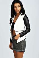 Thumbnail for your product : boohoo Bonnie Quilted Zip Blazer