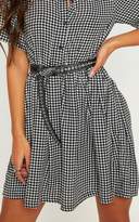 Thumbnail for your product : PrettyLittleThing Black Dog Tooth Short Sleeve Skater Dress
