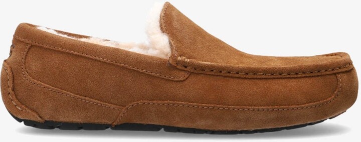 UGG M Ascot Suede Moccasins