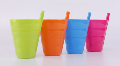 Basicwise Reusable 10 oz Plastic Assorted Glassware Set