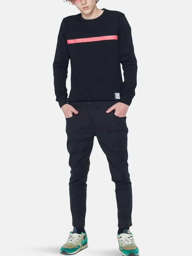 chinos with zip pockets