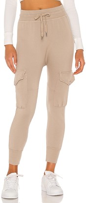 women's sweatpants with cargo pockets