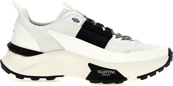 Valentino Garavani True Act Sneakers