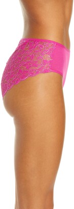 Hanro Luxury Moments Lace Back Briefs