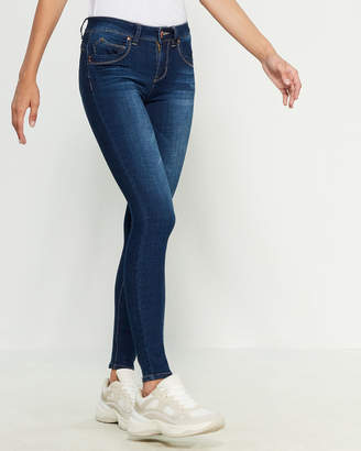 YMI Womens Wannabettabutt Mid Rise Denim Skinny Jeans 