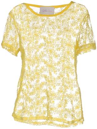 Gold Case T-shirts - Item 39689210