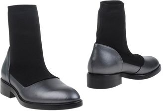 Golden Goose Deluxe Brand 31853 Ankle boots